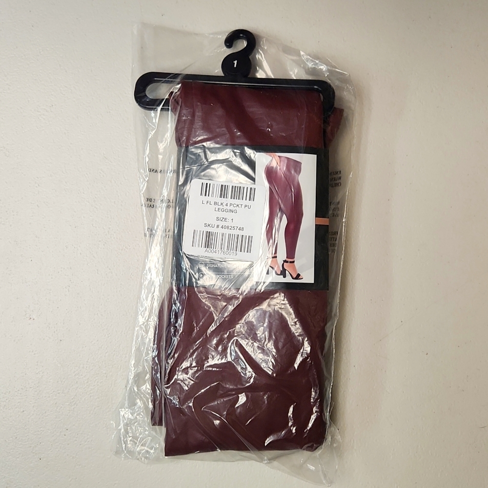 ❤️NWT TORRID LEGGING - FAUX VEGAN LEATHER - POCKETS MERLOT PLUS SIZE - Picture 3 of 13